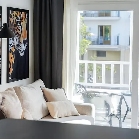 Apartment Blackjack By Bh *